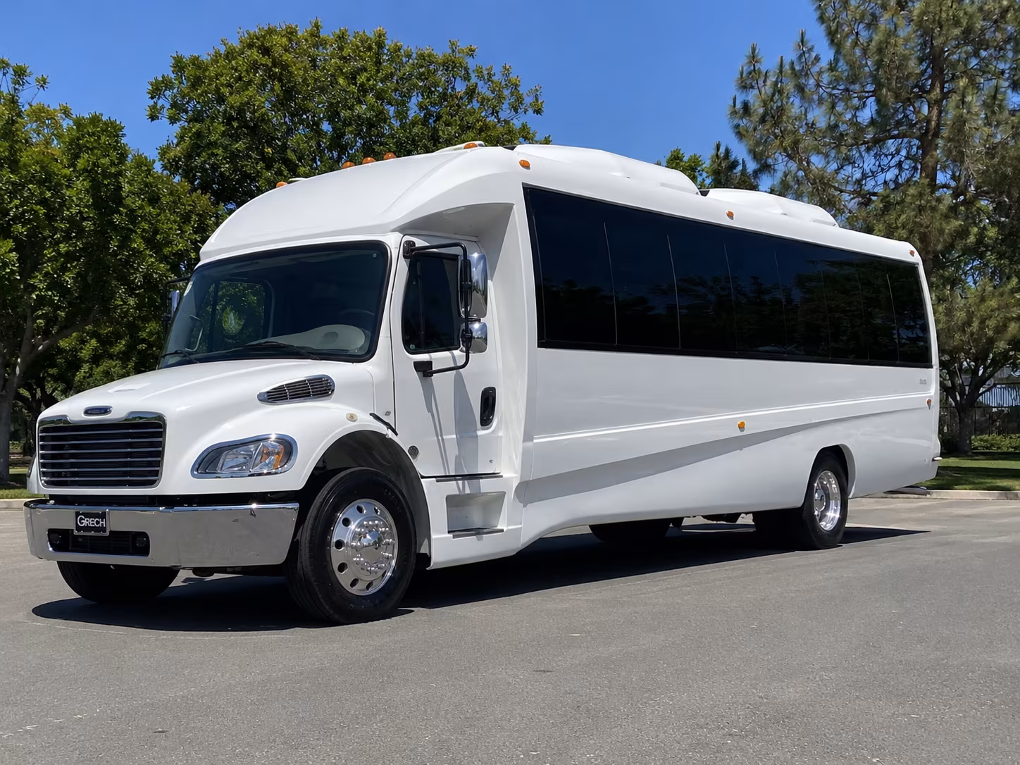 28 Passenger Party Bus