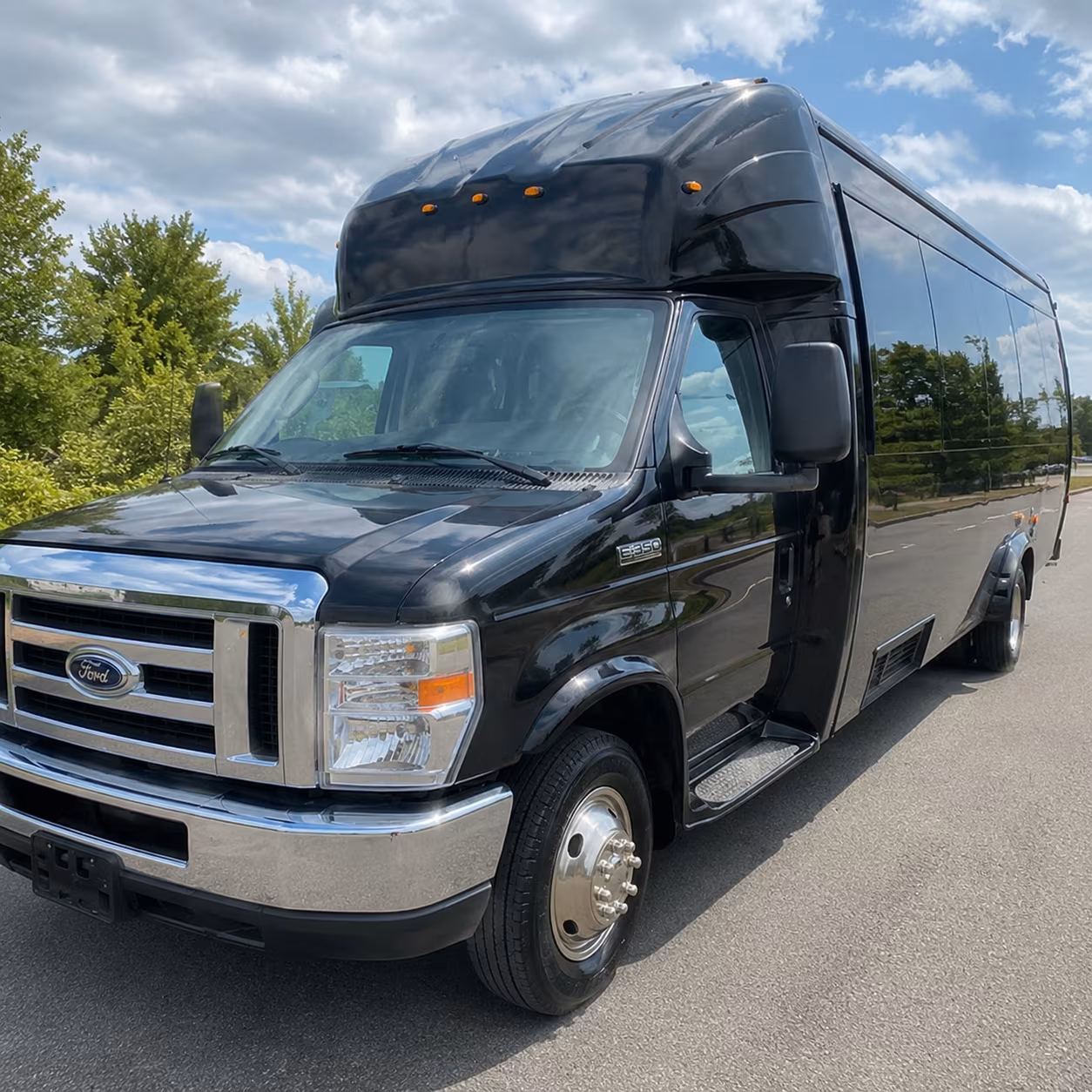 Fargo Homecoming & Prom Party Bus Rentals